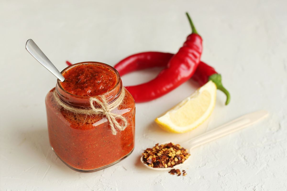 6 Of The Very Best Harissa Substitutes To Try Today