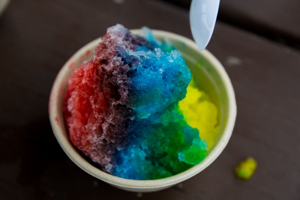 How To Make A Hawaiian Shaved Ice Cream With Homemade Fruit Flavored Syrup