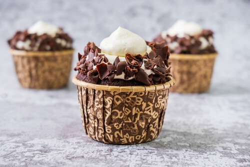 Chocolate Cupcakes With Italian Meringue Buttercream