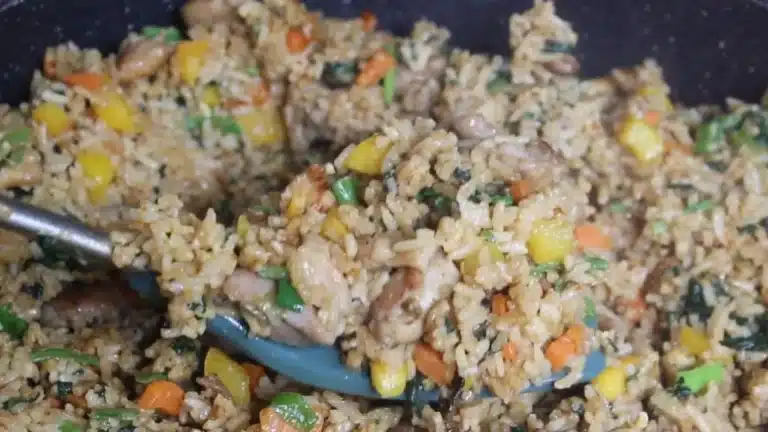 How to Make Curry Fried Rice with Chicken – Easy & Flavorful Recipe