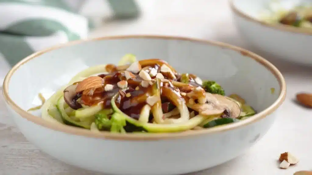 Best Noodles Almondine Recipe with Toasted Almond Flavor 2 Noodles almondine recipe with vegetables