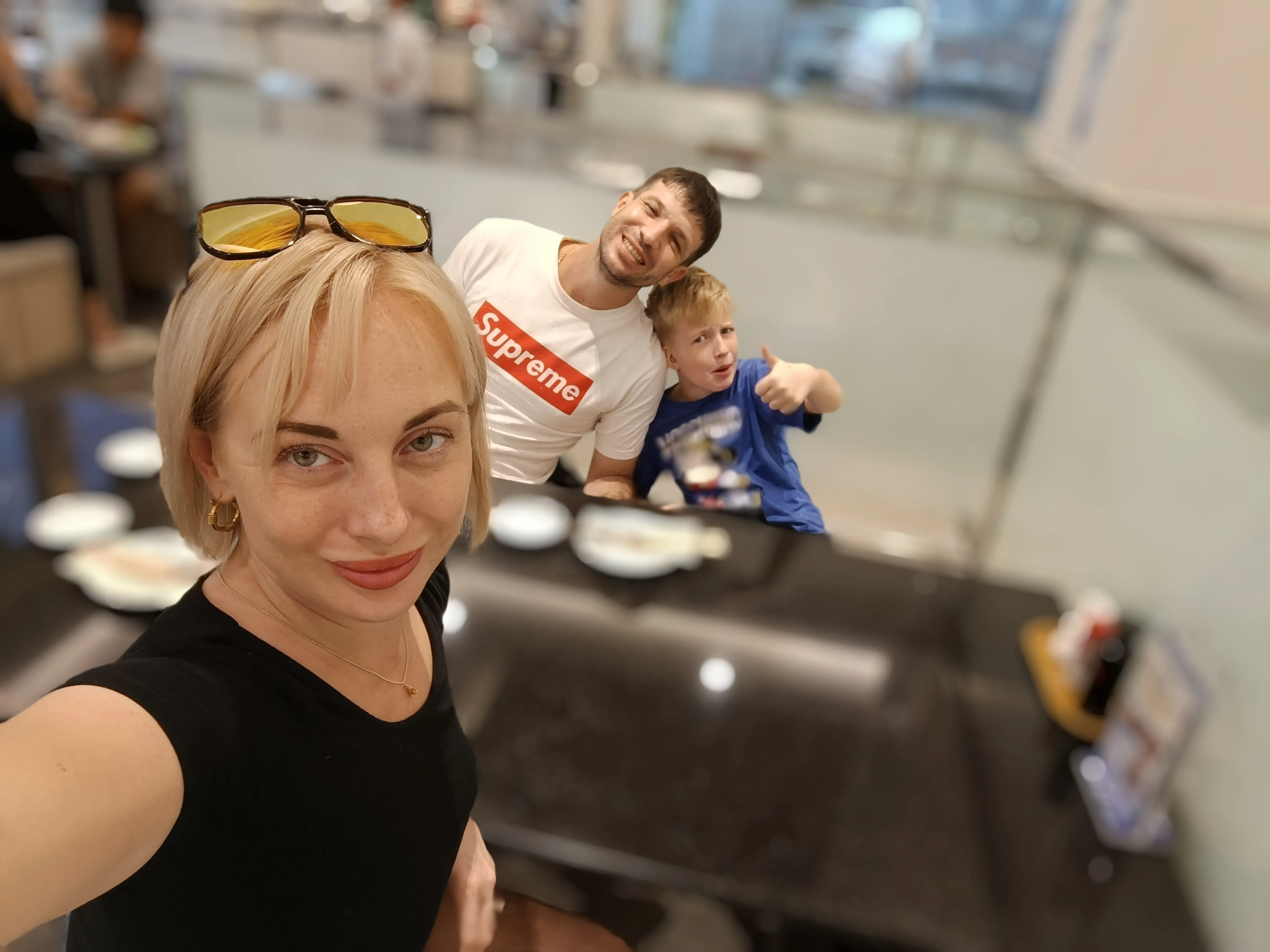 Oliver Mayerhoffer, Natalia Mayerhoffer, and Victor Mayerhoffer sharing a family meal at Sushi Hin in Hua Hin.