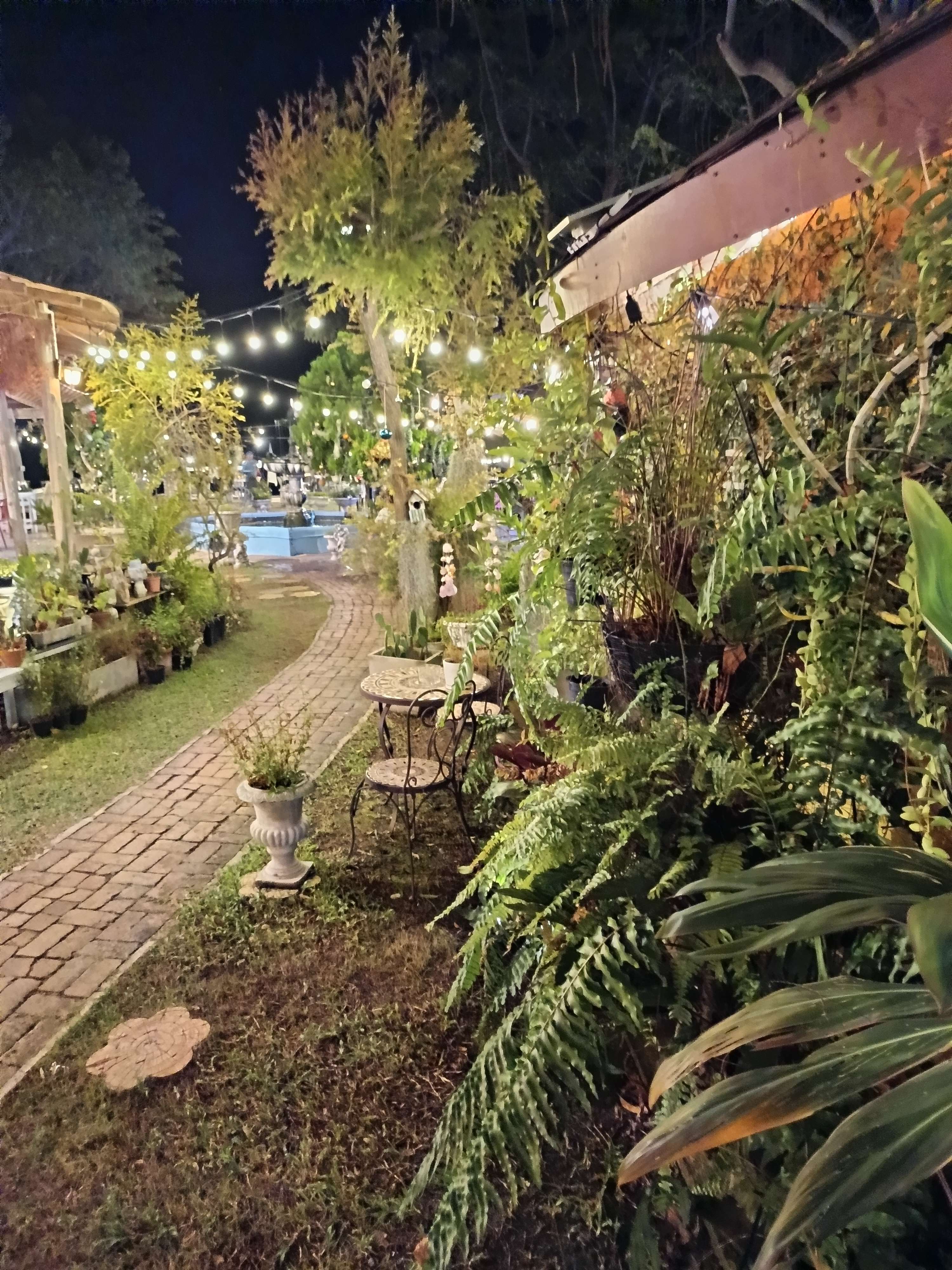 Hua Hin Nightmarket for Families